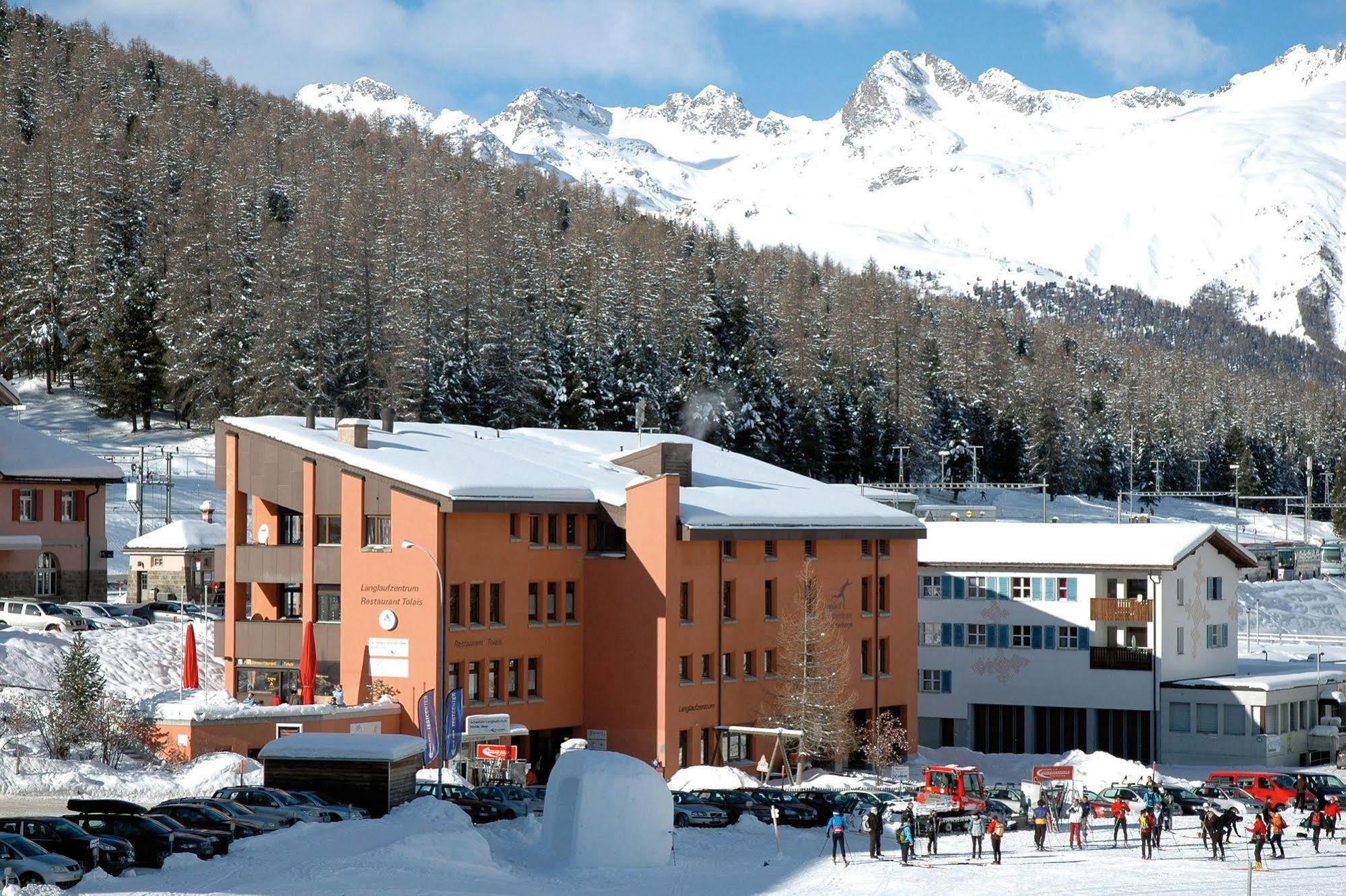 Pontresina Youth Hostel Exterior photo