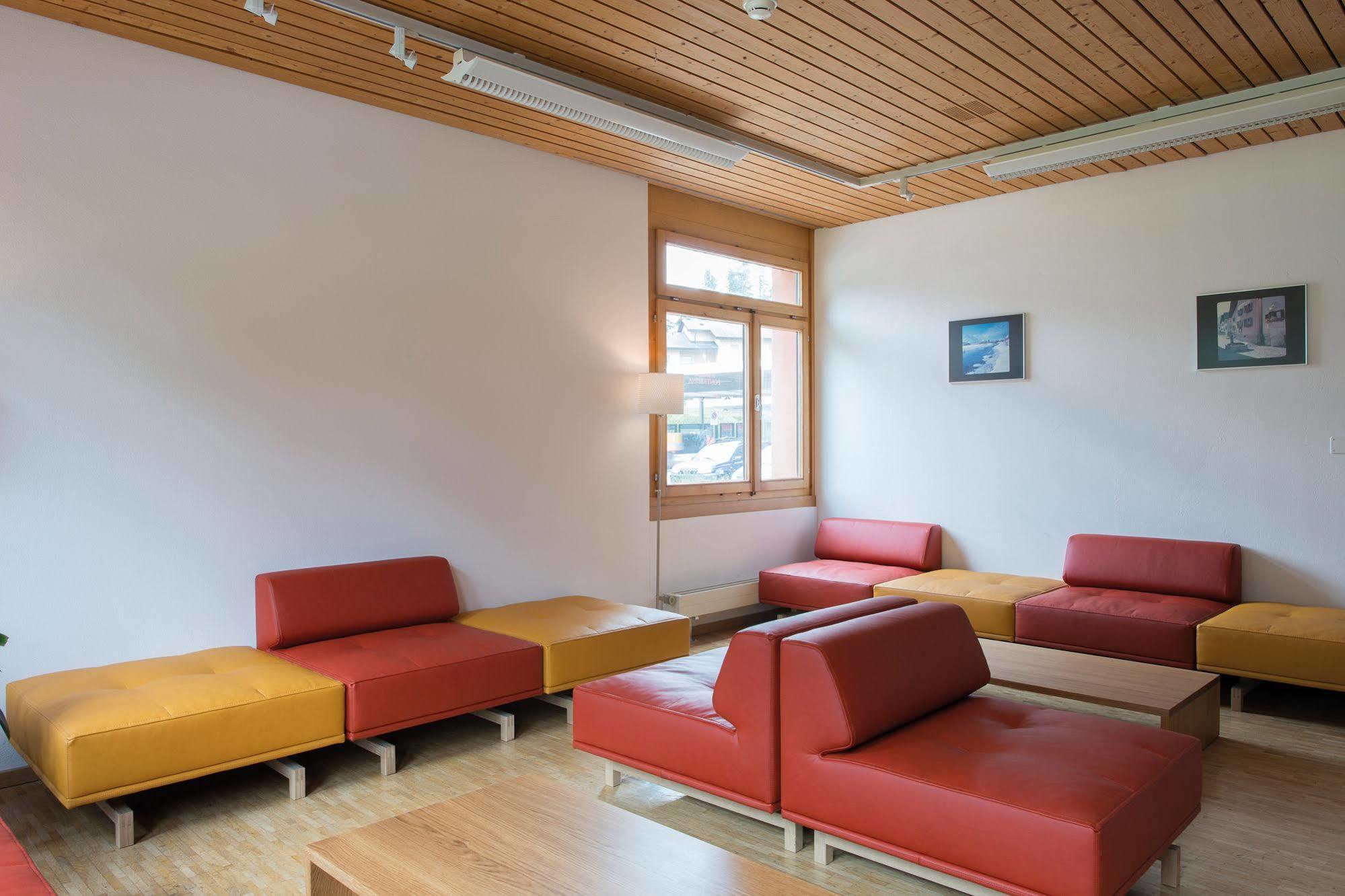 Pontresina Youth Hostel Exterior photo
